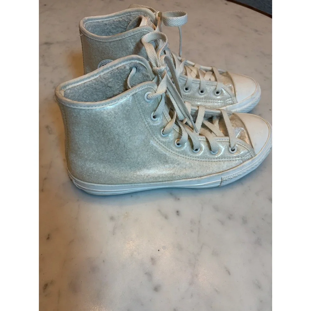 Converse Chuck Taylor Back to School Sherpa Lined Translucent Junior 6